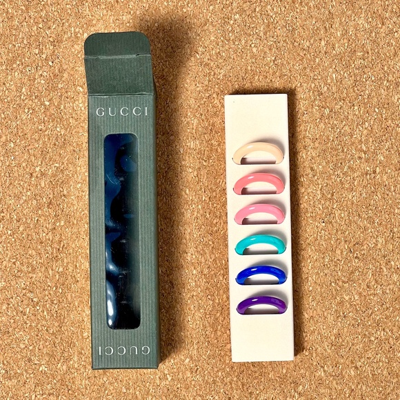 Gucci Watch Bezel Set (8 Colors) w/ Original Box – Fits 1100L / 112 - Picture 3 of 4